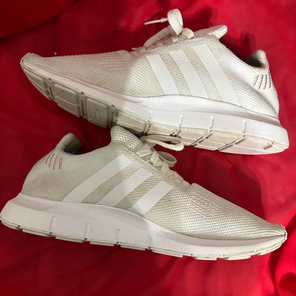 Adidas Mens Swift Run X Triple White Running Shoes Sneakers Size 11 great condit - Picture 7 of 11